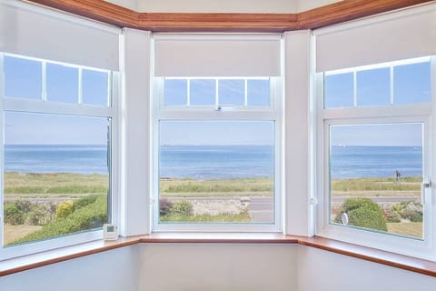 The Puffins Nest, Seahouses - Host & Stay