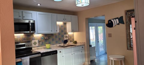 all new stainless appliances.