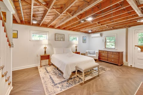 Bedroom #1 with queen bed and full bathroom 