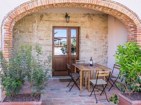 Plant, Table, Property, Building, Furniture, Window, Wood, Flowerpot, Houseplant, Shade