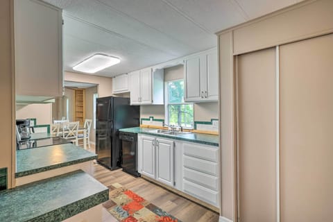 Kitchen | Fully Equipped | Microwave | Coffee Maker | Toaster