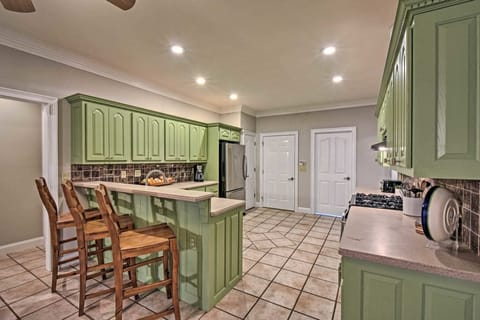 Spacious Kitchen | Fully Equipped | Cookware & Utensils