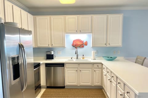 Fully stocked kitchen including all major appliances.  Keurig duo coffee maker 