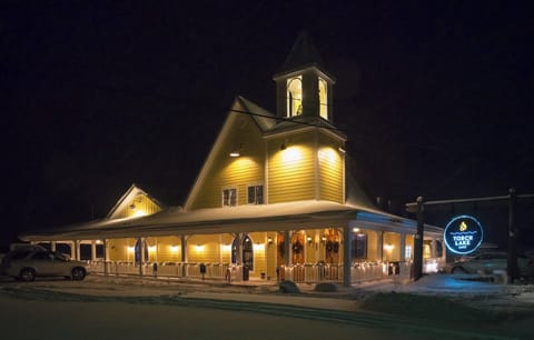 Torch Lake Cafe 150 ft away with great breakfast, Lunch and dinner. Full bar!