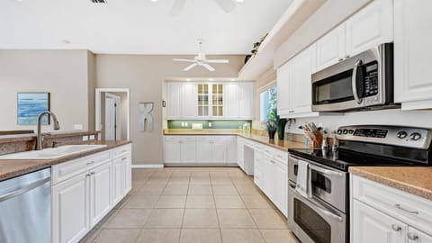 Whip up wonders: Our kitchen, where recipes come to life!