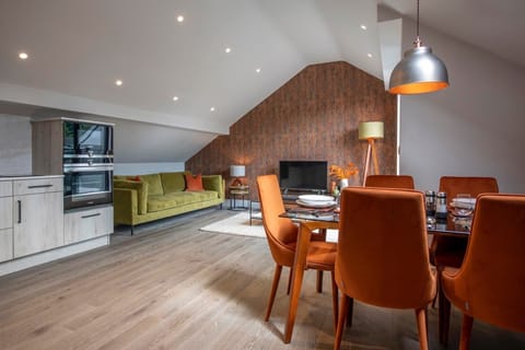 Living Room / Lounge