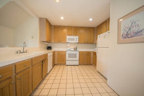 4365607c-8231-49c4-a873-fe9f88e97dc8