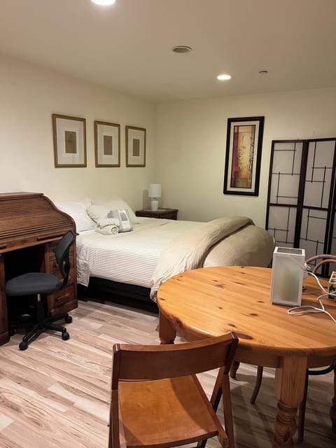 King size bed