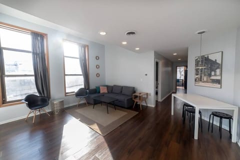 1d07a199 cd15 4c09 ad9f 6ba0e5d9e6f8