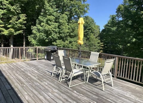 Full Patio Deck for your enjoyment with Seasonal Mountain View’s 