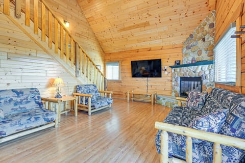 Warrens Vacation Rental | 2BR | 2BA | 6 Stairs to Access | 1,250 Sq Ft