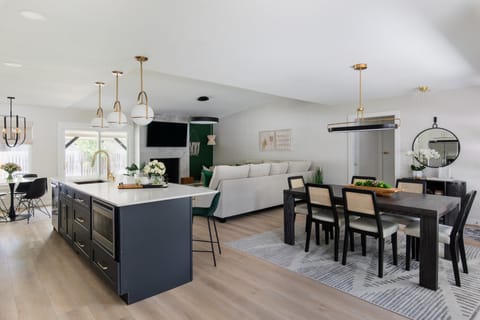 Open concept living, dining and kitchen