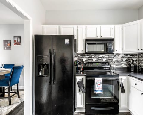 Indulge your inner chef in our fully equipped kitchen!