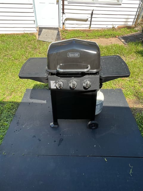 Request access to the BBQ grill while staying at the house. It’s available!