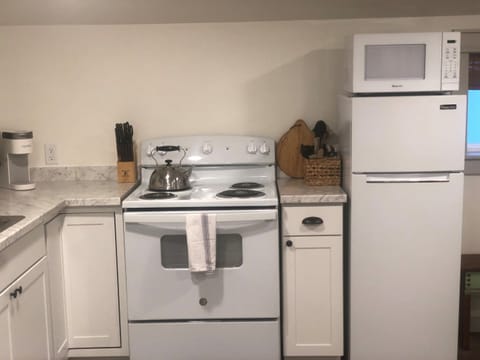 Stove and Fridge