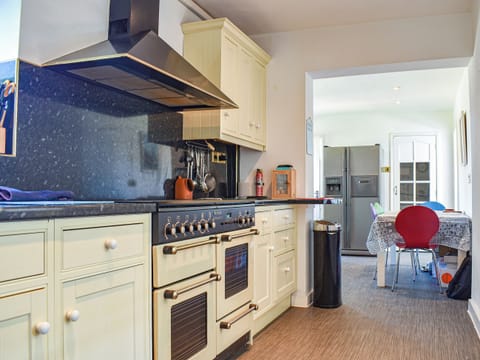 Kitchen | Jarvea, Evesham