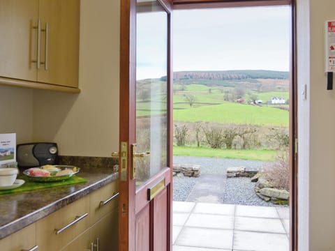 Gorgeous rural view at the doorstep | Beuchan Cottage - Beuchan Farm, Keir Mill, Thornhill