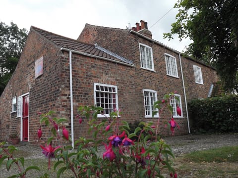 Blacksmith&rsquo;s Cottage, Askham Bryan near York
