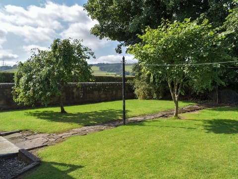 Outdoor | West Cottage, Freuchie, Nr Cupar