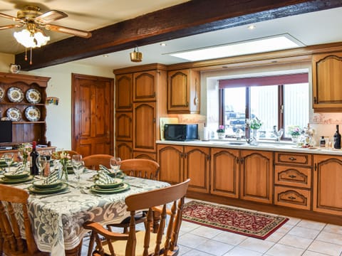 Kitchen/diner | Priory Barn, Lathom, near Southport