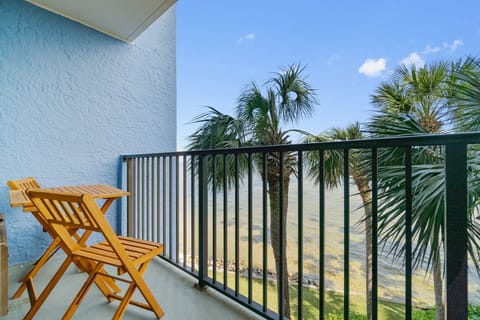 Balcony with seating and scenic views
