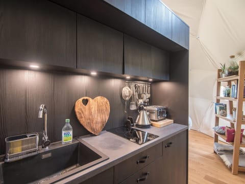 Kitchen area | Gwenllian, Machynlleth