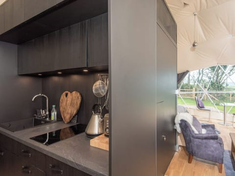 Interior | Gwenllian, Machynlleth