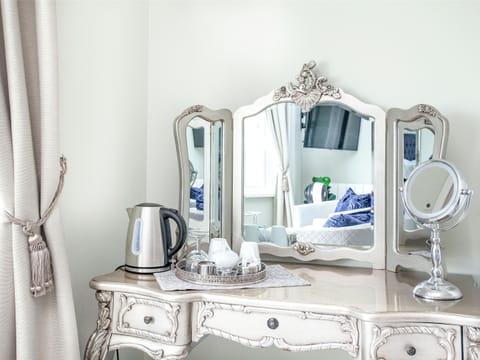 Double bedroom | Russell House, Paignton