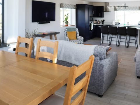 Open plan living space | Preselli View Cottage - Coastal View Cottages, Ludchurch, near Narberth