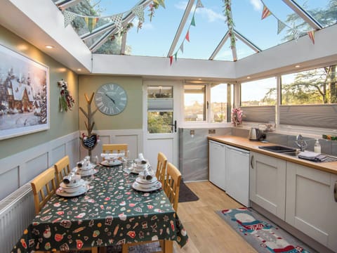 Kitchen/diner | Christmas Cottage, Cheddar