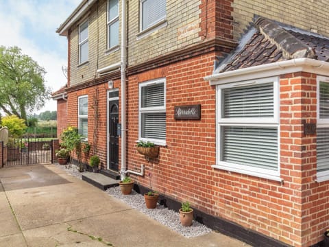 Exterior | Riversdelle, Beccles