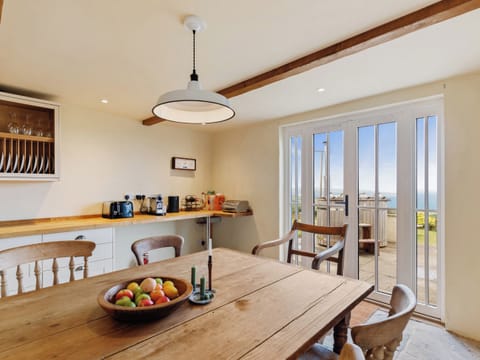 Penmynydd Uchaf, Dinas Cross, Newport