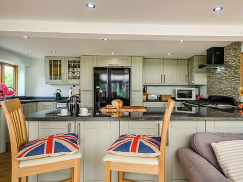 Kitchen area | The Mowle, Ludham