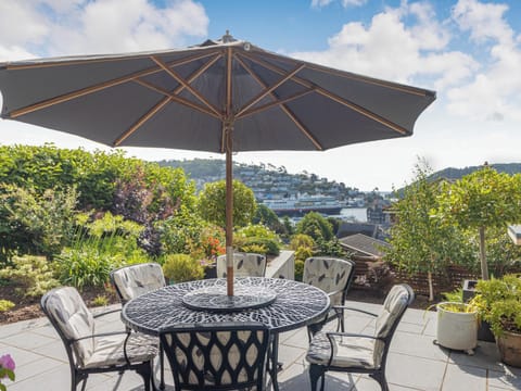 Outdoor area | River Coombe, Dartmouth