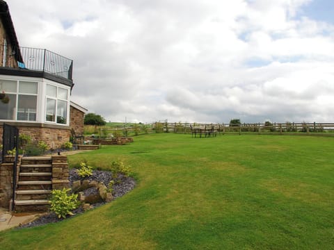 Shallcross Hall Cottages - Combs, Whaley Bridge near Buxton