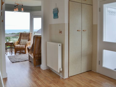 Kitchen | Tigh Na Mara - Hunmanby Gap Cottages, Hunmanby Gap, near Filey