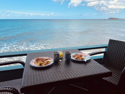 Perfect spot to grab breakfast, lunch, or dinner and have a few cocktails.