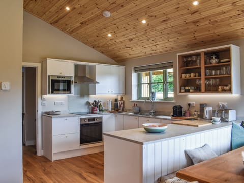 Kitchen | Meadowside Lodges- Hobby Lodge - Meadowside Lodges, St Columb, near Padstow