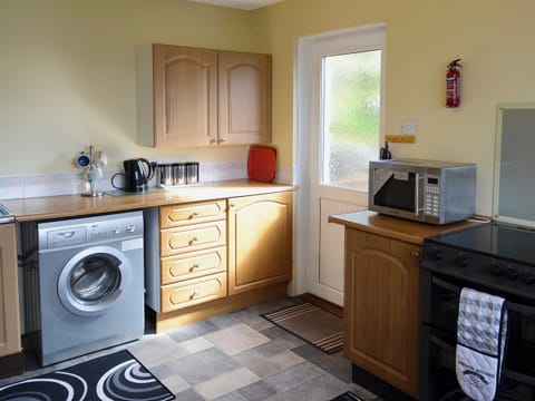 Kitchen/ diner | Croft Cottage, Gairloch, Wester Ross
