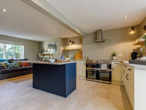 Kitchen/diner | Molton House, Leigh Sinton, near Malvern