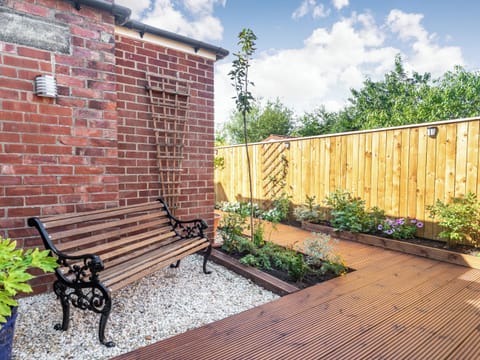Outdoor area | North Lodge Cottage, Chester le Street