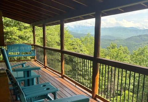 Sit on your private deck, relax and enjoy the incredible mountain views of the Smokies!