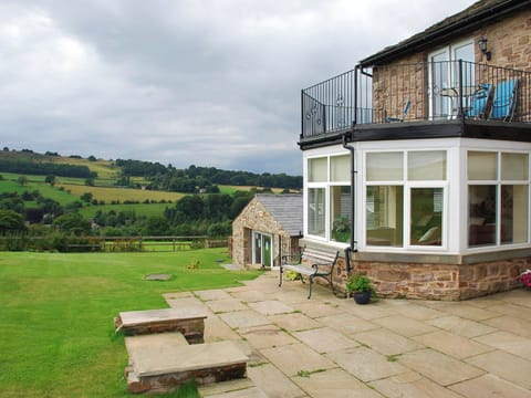 Shallcross Hall Cottages - Goyt, Whaley Bridge near Buxton