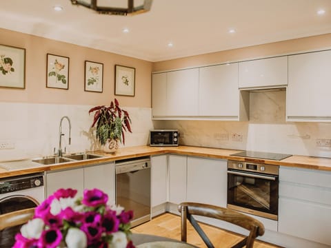 Kitchen/diner | Fawn’s Velvet - Dunskey Estate, Portpatrick, near Stranraer