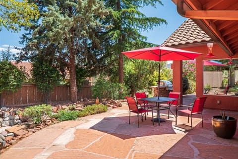 Enjoy alfresco dining under the Sedona stars