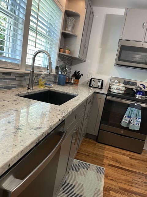 Totally fully stocked kitchen