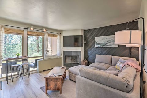 Bend Vacation Rental | 1BR | 1BA | Stairs Required | 485 Sq Ft