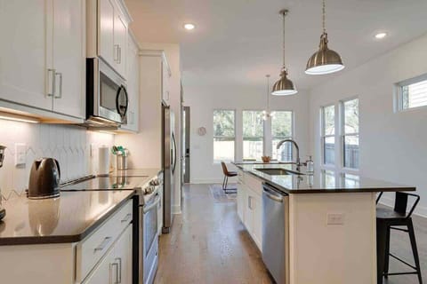 Prepare your everyday meal in our fully equipped kitchen!