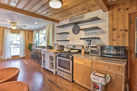 Kitchen | Cooking Basics Provided