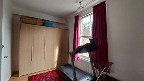 Extra Large Double Bedroom 